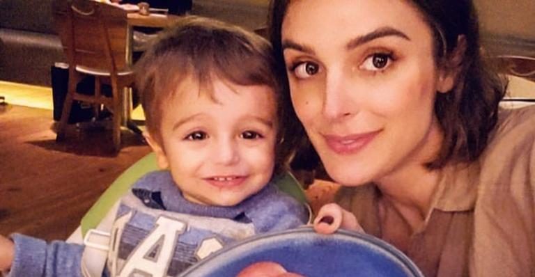 ”Vegana”, Rafa Brites sofre com filho oferecendo carne: ”Super ajudando”