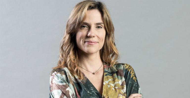 Faustão alfineta passagem de Rafaela Mandelli pela RecordTV: ”Congelada”