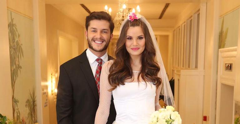 Camila Queiroz exibe cenário deslumbrante de seu casamento com Klebber Toledo
