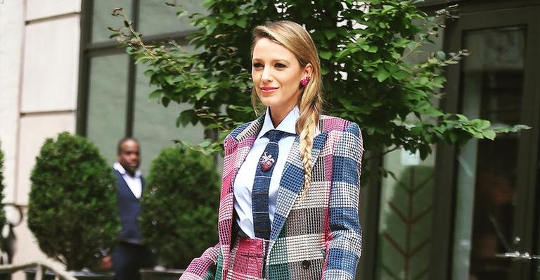 Blake Lively dá dura em fã que critica suas roupas