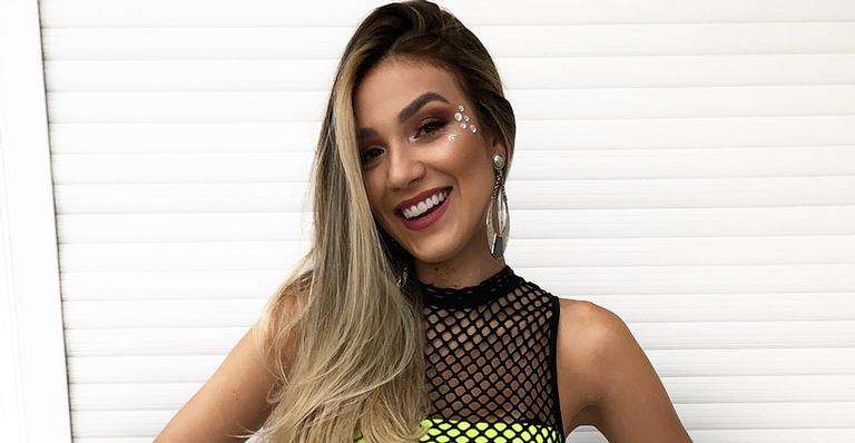 Irmã gata de Luan Santana curte Jericoacoara antes do casamento de Camila Queiroz e Klebber Toledo