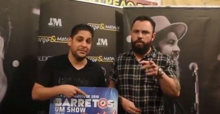 Climão! Jorge e Mateus brigam no meio do palco