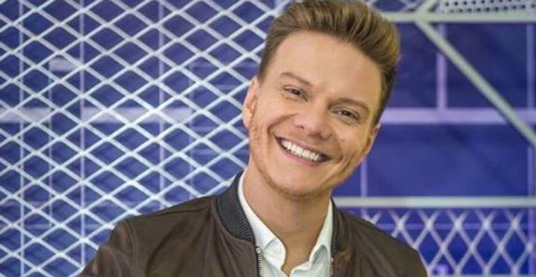 Internautas se revoltam após Michel Teló não escolher cantora pop no ‘The Voice Brasil’