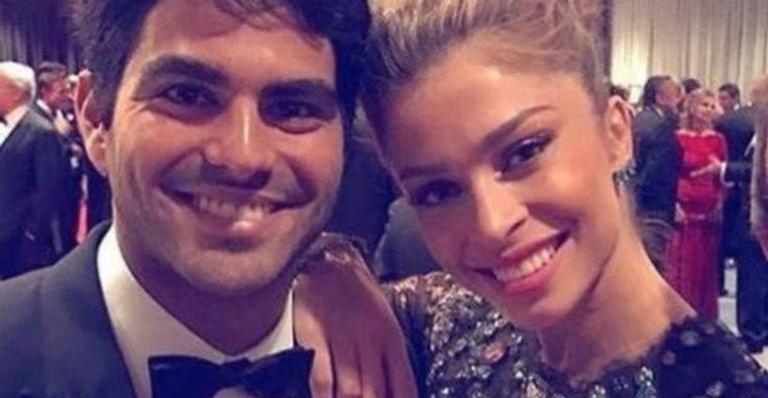 Grazi Massafera reata namoro com Patrick Bulus, diz jornal