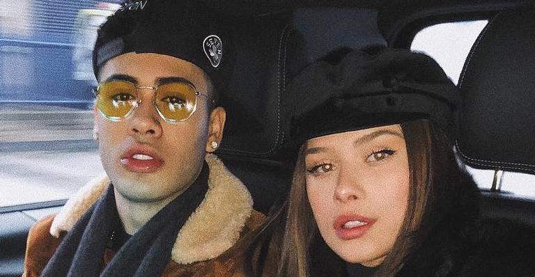 Kevinho e Flávia Pavanelli posam juntos com beijo apaixonante após reatarem namoro