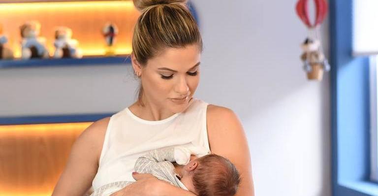 Após internação de Gusttavo Lima, Andressa Suita homenageia o marido ao lado do bebê Samuel