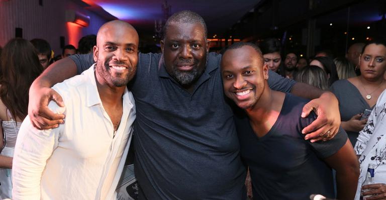 Rafael Zulu comemora os 36 anos com festa no Rio de Janeiro