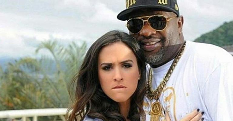 Tatá Werneck rebate seguidor após ser criticada por homenagem a Mr. Catra