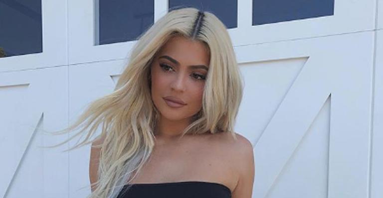 Kylie Jenner fala sobre mudanças no corpo com a gravidez: ”Não me importo”