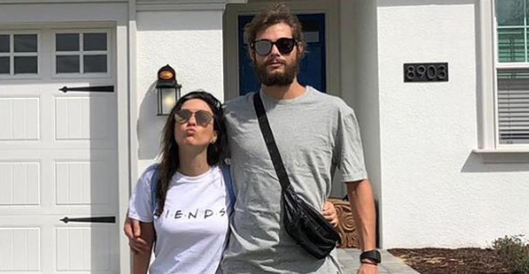 Rafael Vitti comemora 1 ano e 9 meses de namoro com Tatá Werneck