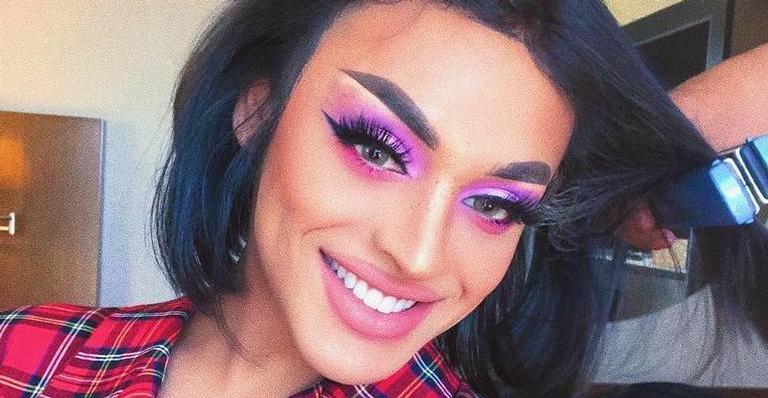 Pabllo Vittar compartilha foto sexy e ganha elogio dos fãs: ”Alguém liga pro SAMU”