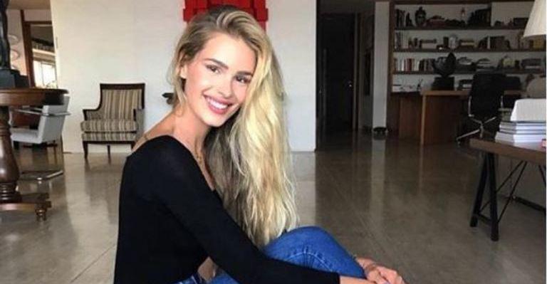 Yasmin Brunet revela ter começado a fumar com 13 anos e divide com seguidores motivo que a fez parar