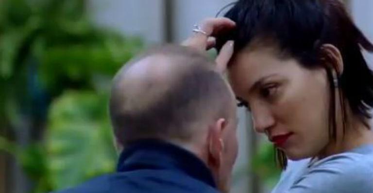 Gabi Prado tira satisfação com Rafael Ilha por ofensas feitas na web