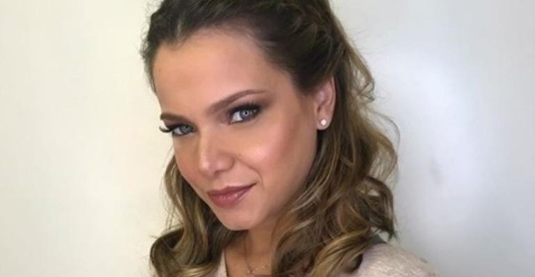 Milena Toscano sofre ao precisar ir ao médico sem o filho e encontra forma de matar a saudade