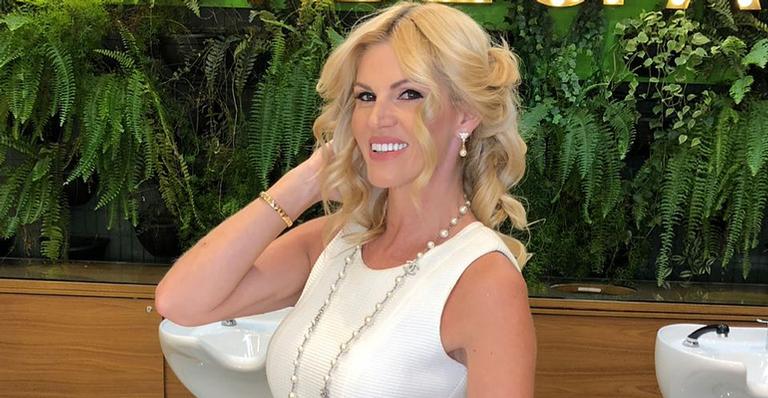 Val Marchiori exibe closet luxuoso e faz revelação sobre seu passado