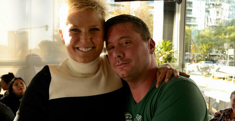 Fã de Xuxa que morreu de emoção após encontrar a apresentadora previu a própria data da morte