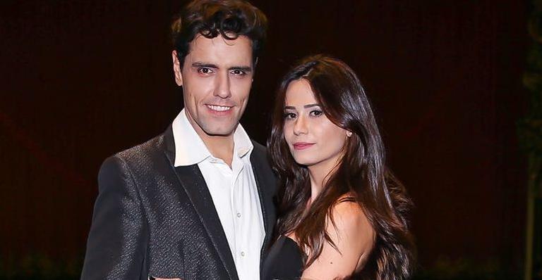 Thiago Arancam anuncia data de casamento com empresária Aline Frare