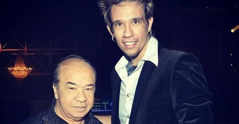 Após morte do pai, Kiko faz homenagem e emociona: ”Almas gêmeas”