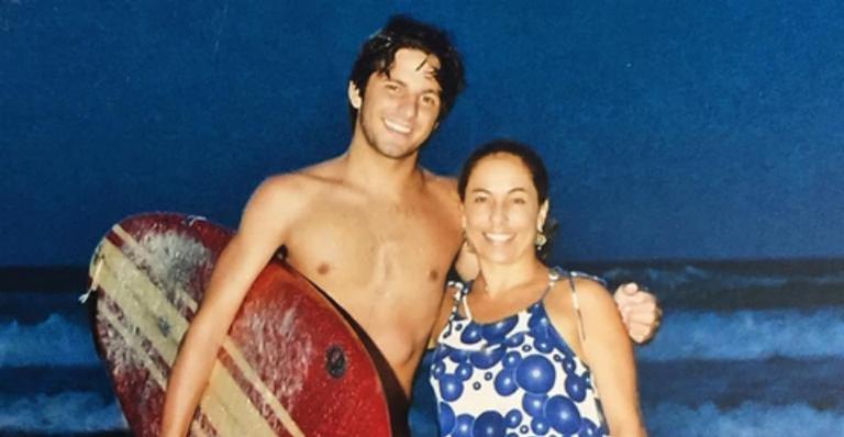 Cissa Guimarães emociona ao homenagear o filho Rafael: ”Meu anjo”