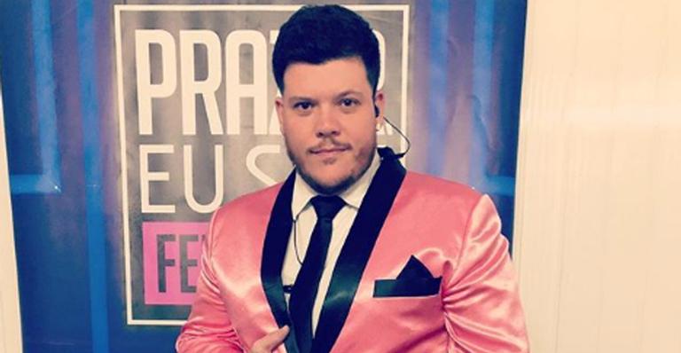 Ferrugem se desculpa após polêmica de ‘sarrada’ em fã em show: ”Reconheço o meu erro”