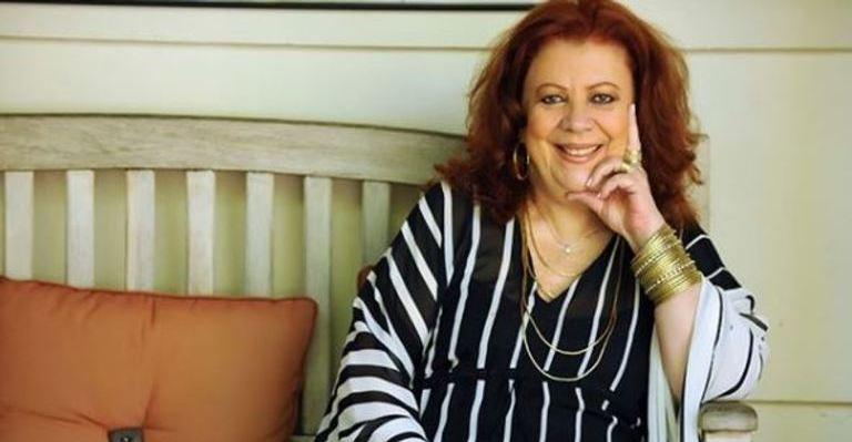 Em momento fofo, filha de Beth Carvalho flagra a cantora se derretendo pela neta de 6 meses