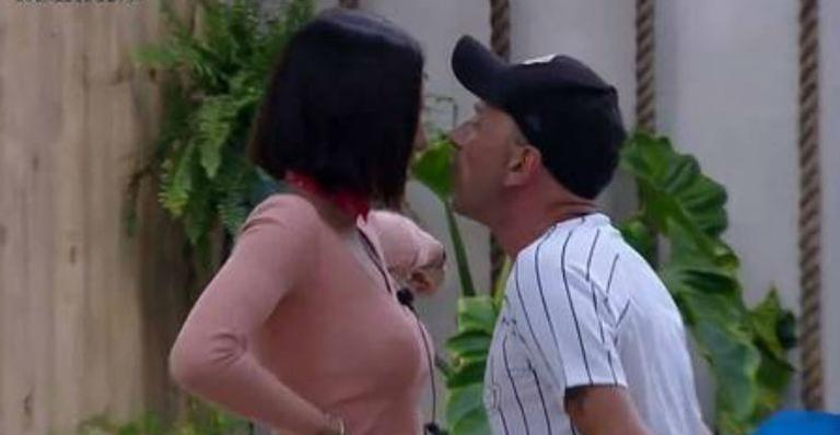 Gabi Prado e Rafael Ilha brigam feio após atividade