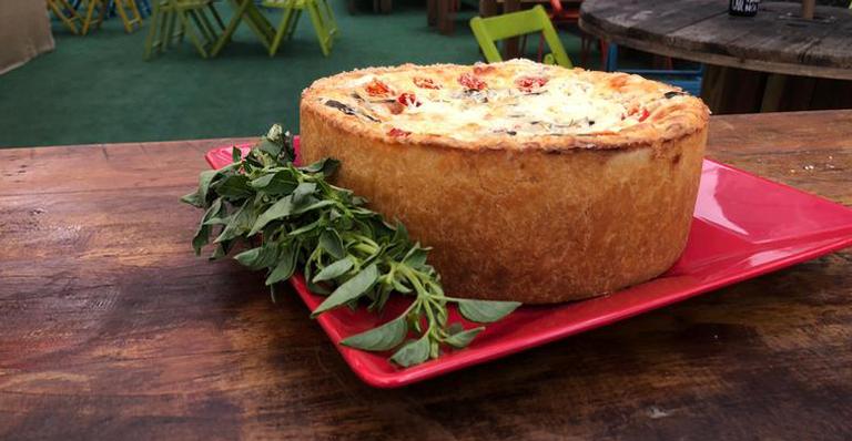 Aprenda fazer uma receita fácil e deliciosa de Quiche Napolitano