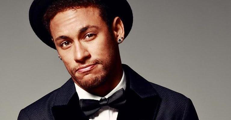 Neymar Jr. condena atitudes racistas e revela: ”Eu sofri e vi companheiros meus sofrerem”