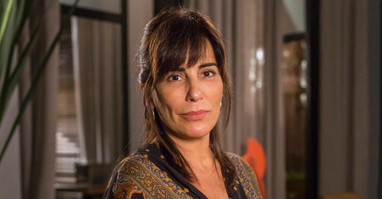 Com clique raríssimo, Gloria Pires parabeniza filho caçula: ”Meu bebê faz 14”