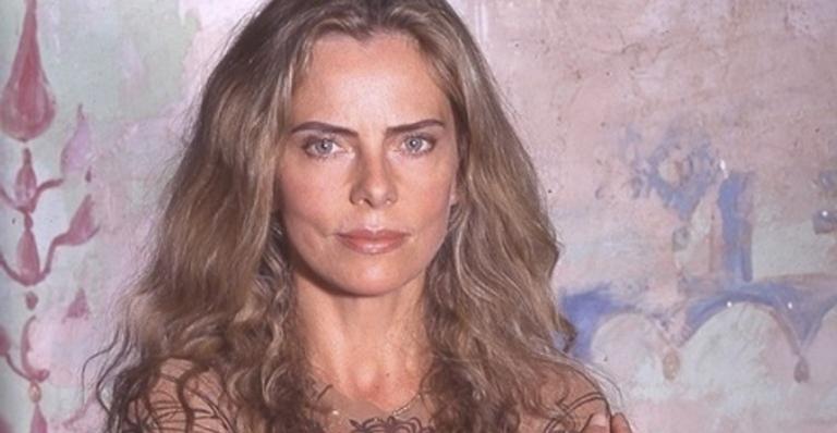 Aos 66 anos, Bruna Lombardi impressiona ao exibir corpão: ”Cada dia mais linda”