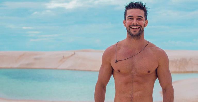 Como Bernardo Velasco mantém a barriga de tanquinho