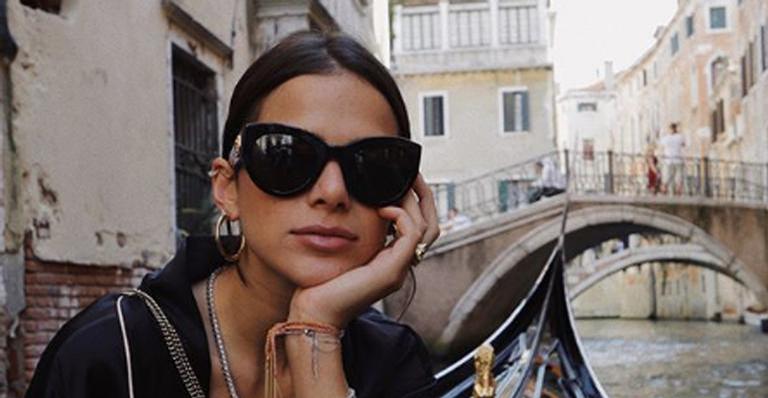 Após revelar voto, Bruna Marquezine volta atrás, se justifica e internautas não perdoam: ”Mimada”