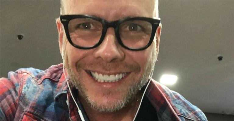 Após dois meses da separação com Sheila Mello, Fernando Scherer se declara para as filhas