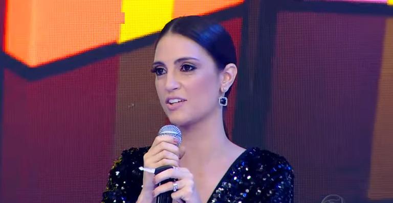 Chris Flores abre o jogo após ser excluída de evento da TV Record