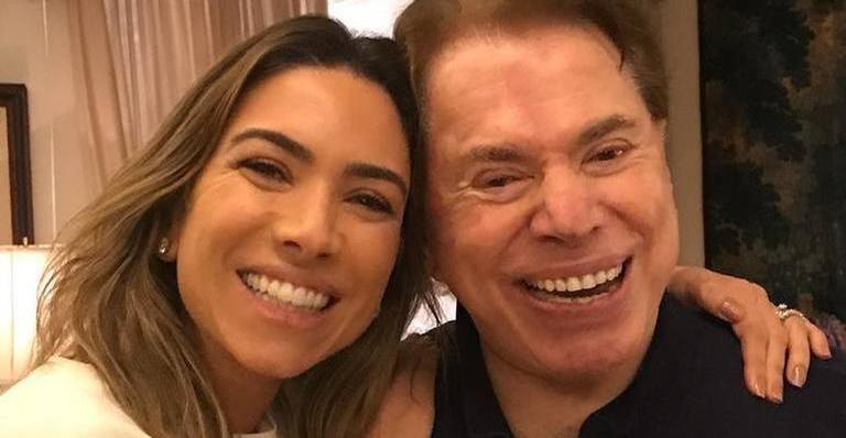 Patricia Abravanel faz surpresa ao anunciar gravidez e Silvio Santos brinca: ”Não tem TV em casa?”