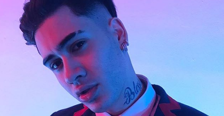 Kevinho estreia como ator e leva amigos e fãs ao delírio com vídeo divertidíssimo: ”Gênio”