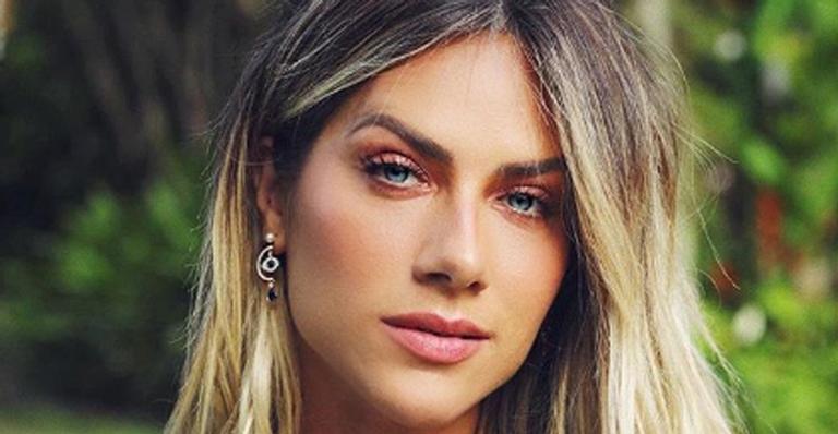 Giovanna Ewbank exibe corpo sarado em Fernando de Noronha