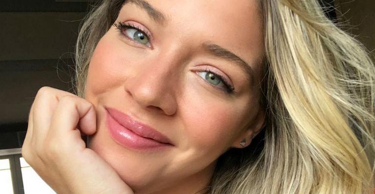 Grávida do segundo filho, Luma Costa exibe a barriguinha