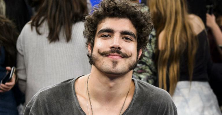 Caio Castro rebate acusações de vandalismo na Europa