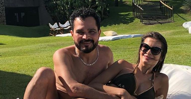 Luciano Camargo e Flavia celebram 15 anos de união: ”Bodas de cristal”
