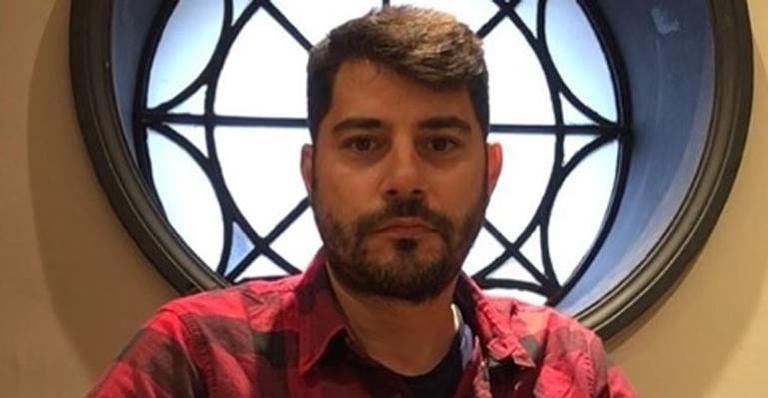Fãs pedem volta de Evaristo Costa para a TV e jornalista surpreende na resposta