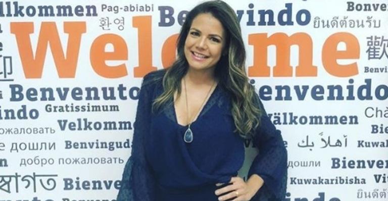Nívea Stelmann posa com ex-marido, Mario Frias, e comemora parceria em próxima novela das 19h
