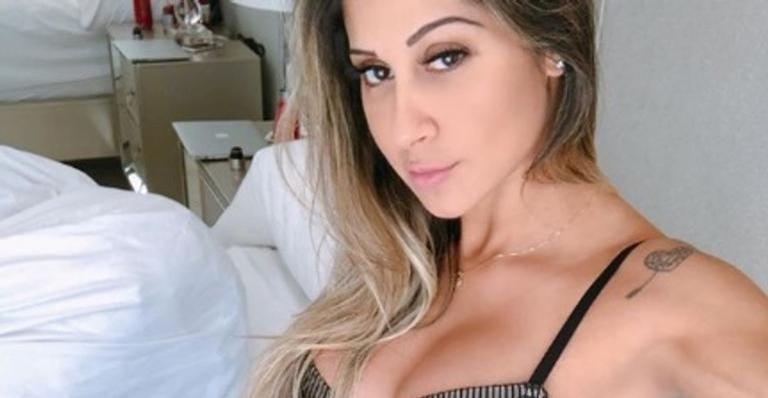 Mayra Cardi se derrete ao mostrar pezinhos de filha recém-nascida: ”Vontade de morder”