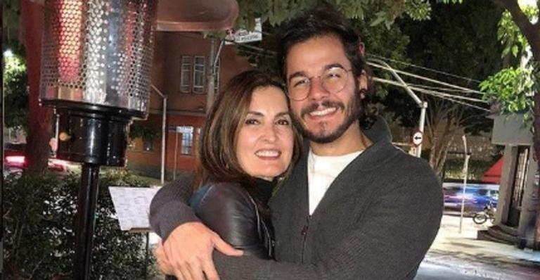 Túlio Gadêlha demonstra todo seu carinho por Fátima Bernardes em publicação romântica