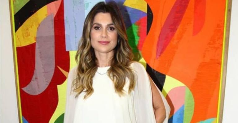 Cheia de lama, Flávia Alessandra relembra vilã icônica de ‘Alma Gêmea’: ”Cristina fez o inferno”