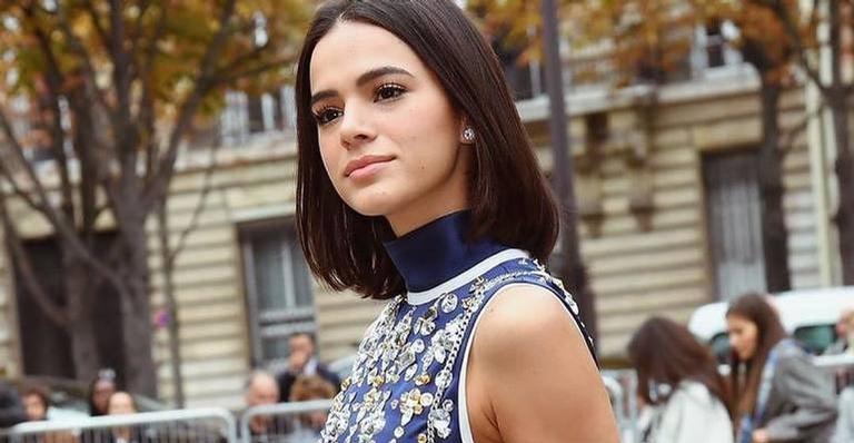 Solteira, Bruna Marquezine surge deslumbrante e fãs não perdoam: ”Olha o que Neymar perdeu”