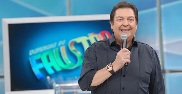 Faustão aparece em ‘Espelho da Vida’ e vira meme na internet
