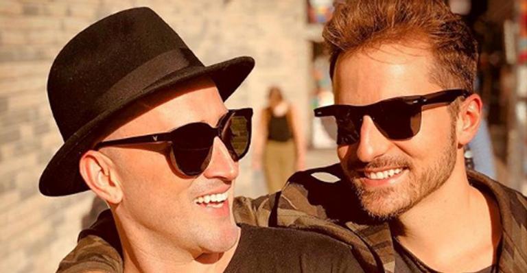 Paulo Gustavo celebra os 40 anos e ganha declaração do marido, Thales Bretas