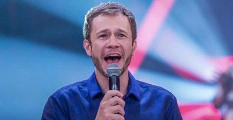 Salário astronômico de Tiago Leifert é exposto e valor impressiona
