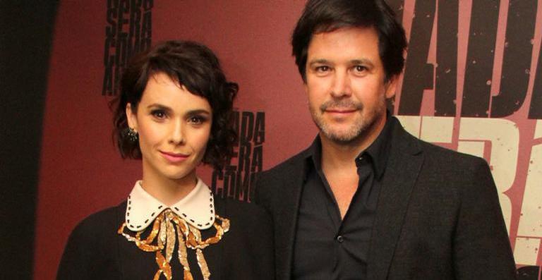 Murilo Benício e Débora Falabella fazem rara aparição ao lado da filha estilosíssima da atriz